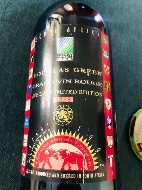 2X Vintage Collectors Bottles of Wine!!!Douglas Green 95 Rugby World Cup and Mondiale 90!!!