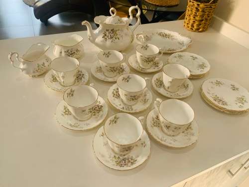 ROYAL ALBERT-Haworth Rare Full Tea Set! Set of 8x With Large Teapot!