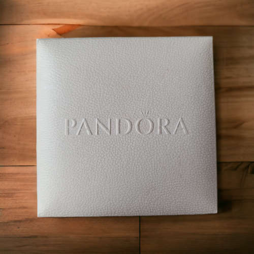 Stunning collectors sterling silver Pandora Bangle with heart charm and clasp value R1499.00