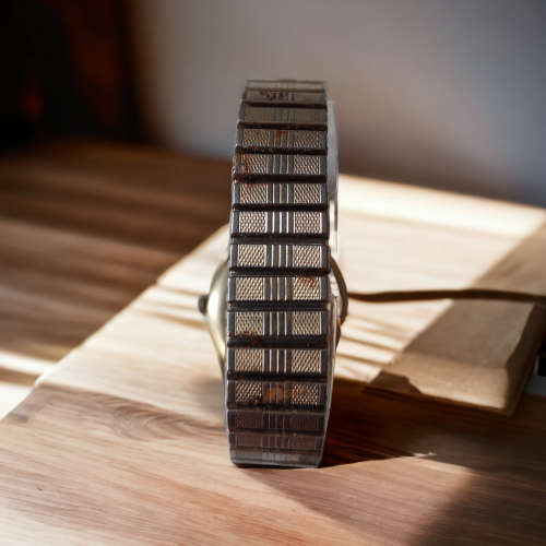 Value R15 000.00 Vintage Collectors Omega windup time piece