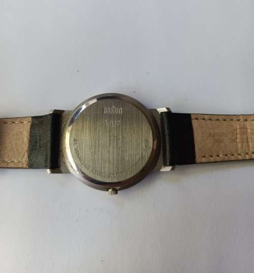 Vintage Collectors Braun Black dial Quartz Gents Watch on leather strap Value R1150.00
