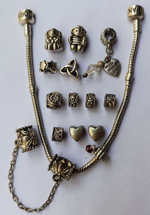 Stunning Collectors Pandora charm bracelet