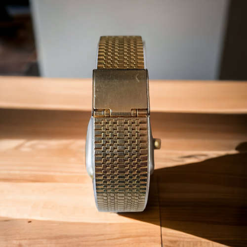 Vintage seiko watch value on sale