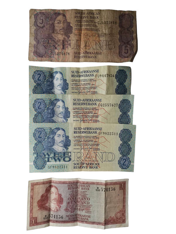 Collectors selection of South African bank notes