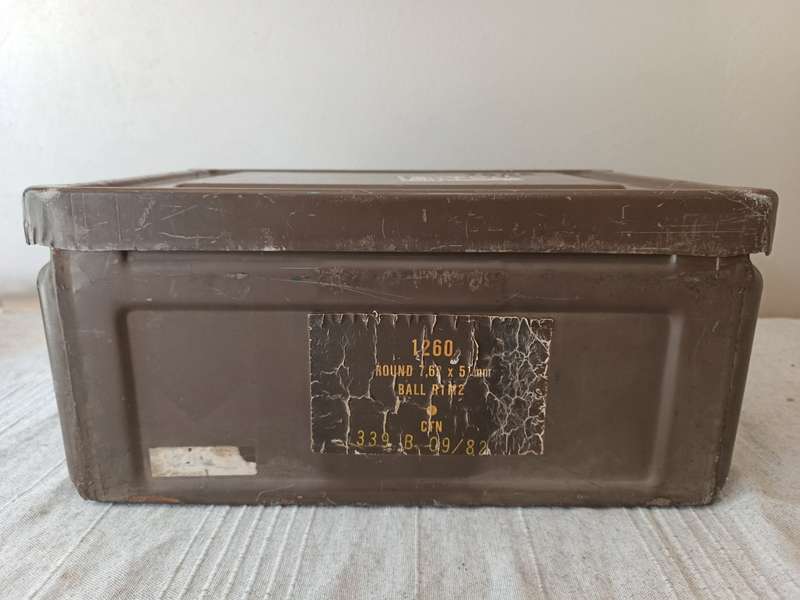 Vintage collectors army ammunition crate, perfect as a tool / storage box