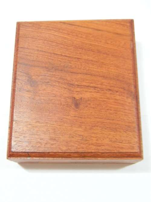 Empty Rosewood Box with History in Gold Plaque inside to fit a 1/4oz & 1/10th oz Gold Krugerrand