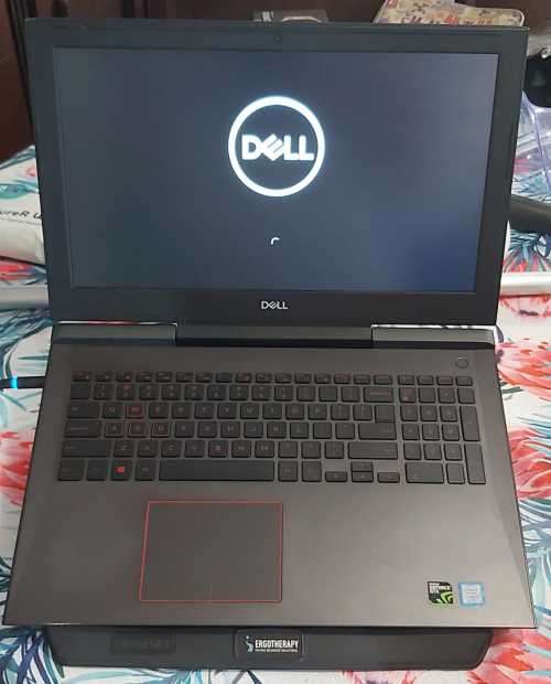 DELL Inspiron 15 7577 2018