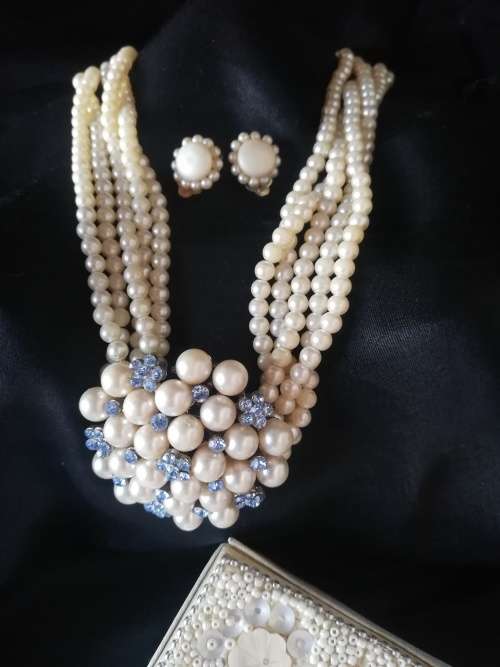Vintage White Faux Pearl Jewelry Lot