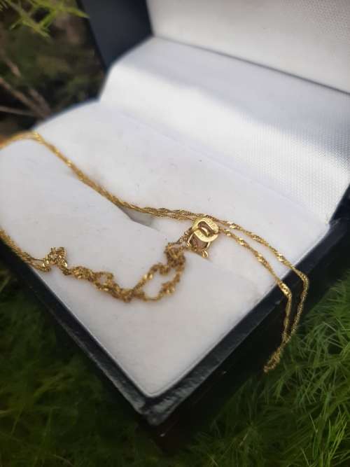 9CT SOLID GOLD CHAIN
