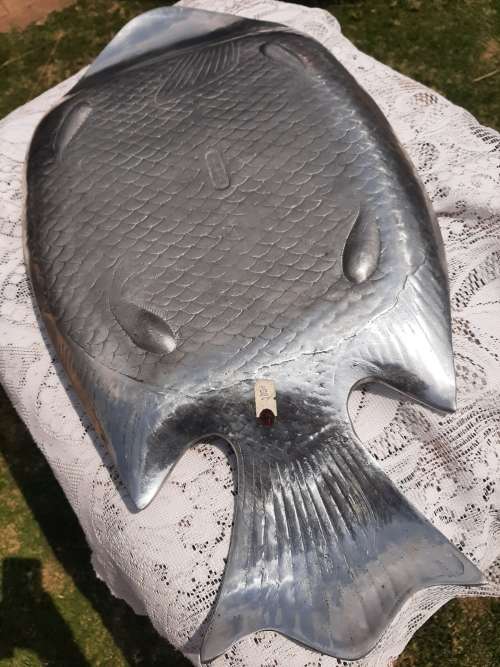 GIANT VINTAGE RARE POLISHED PEWTER FISH PLATTER
