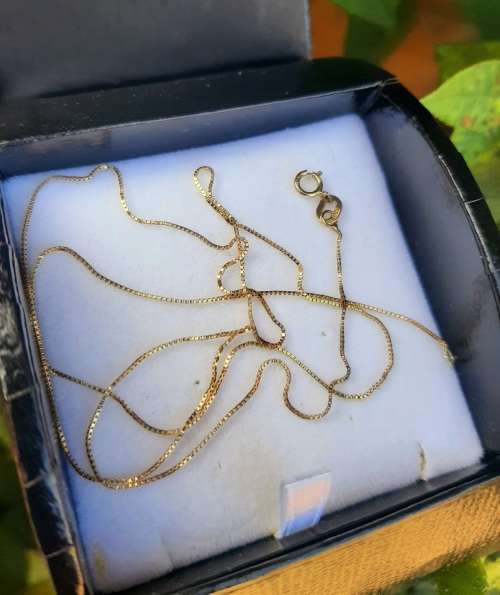 9CT SOLID GOLD VINTAGE CHAIN