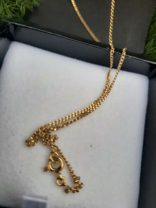 18CT SOLID GOLD NECK CHAIN
