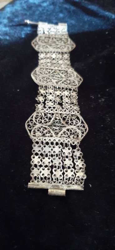 VINTAGE EGYPTIAN SCARAB BRACELET