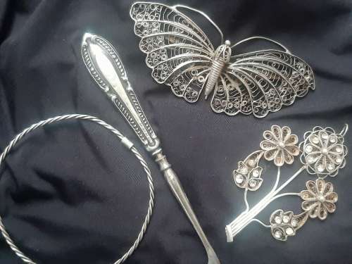 ANTIQUE AND VINTAGE SOLID SILVER LOT