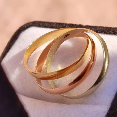 9CT GOLD TRI COLOR IN ONE BAND