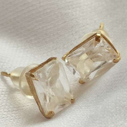 9CT GOLD CUBIC EARRINGS