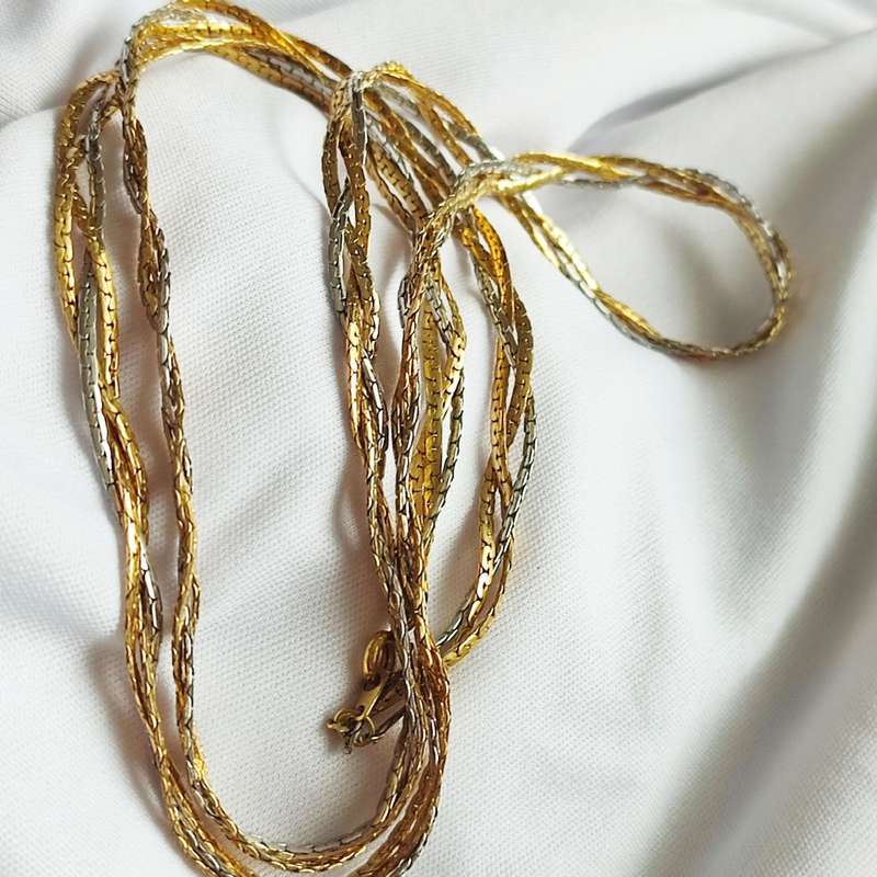 TWO TONE VINTAGE THICK GOLD ON NECKLACE