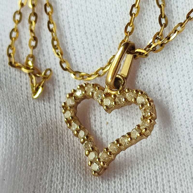 9CT GOLD CHAIN HEART PENDANT SET