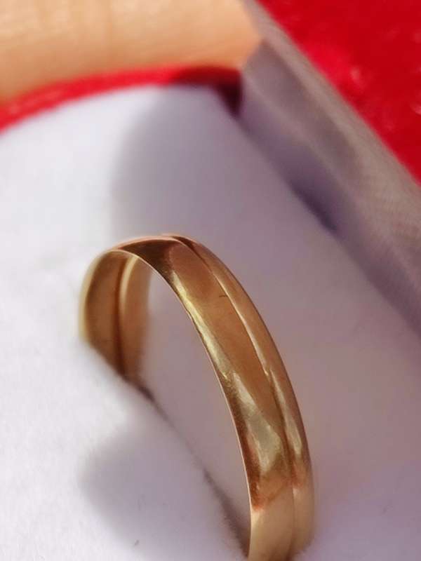 18CT GOLD VINTAGE BANDS