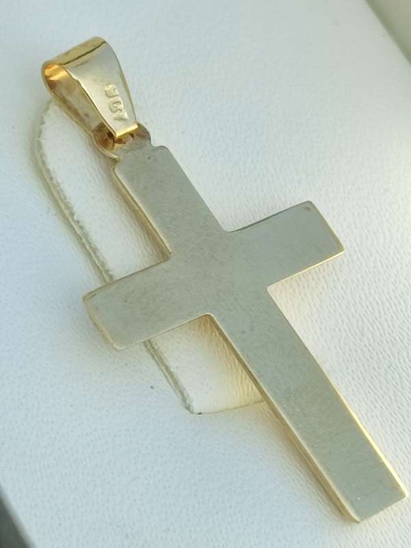9CT GOLD TWO TONE DESIGN CROSS
