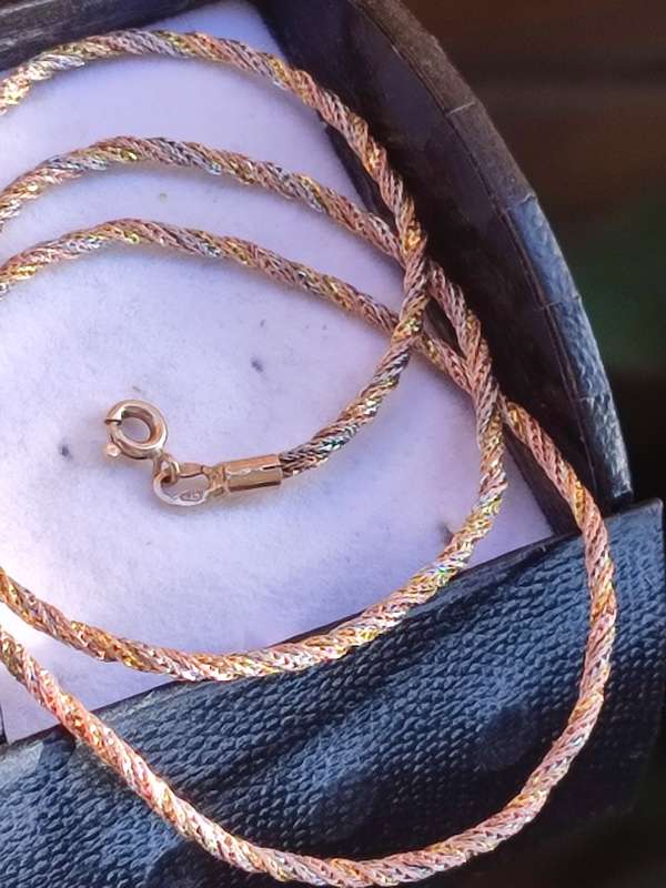 9ct Gold Tri Tone Necklace