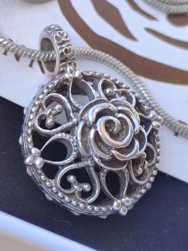 Jenna Clifford Limited Edition 950 Pendant