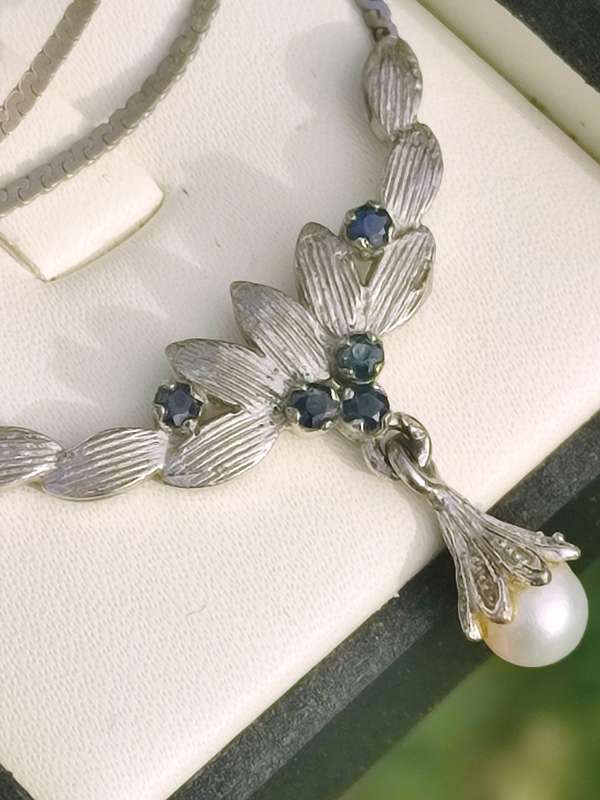 Vintage Sapphire Pearl Necklace