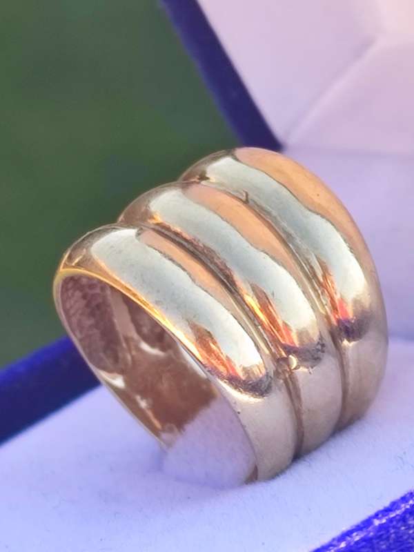 9ct Gold Three In One Dome Ring