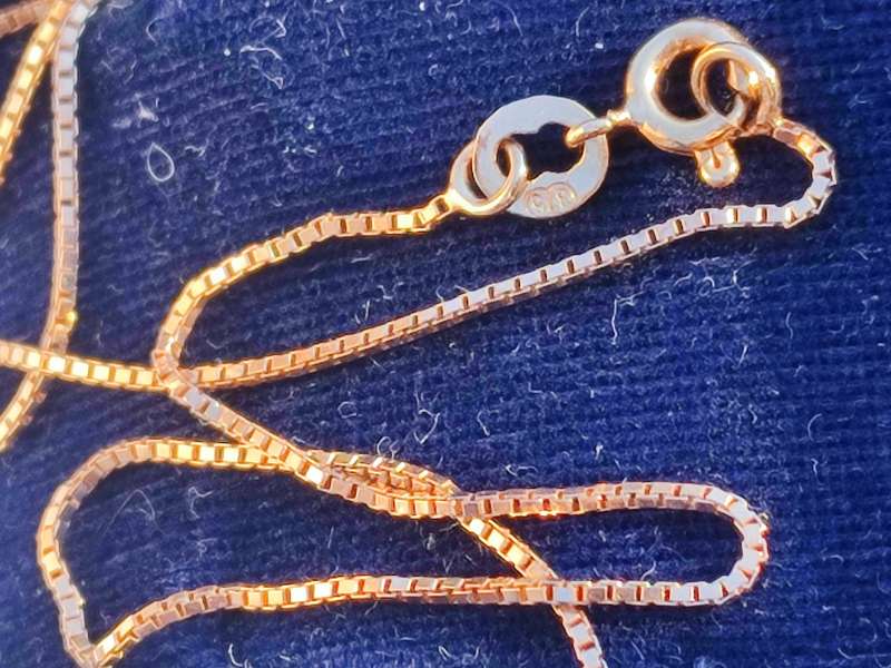 Estate Find 9ct Gold Pearl Necklace