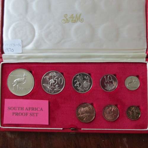 5 X S.A. 1970-1975 (EXCLD. 1974) PROOF SETS IN RED L.P. BOX - 1/2 CENT TO SILVER RAND
