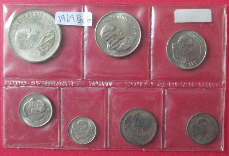 1969 UNCIRCULATED MINT PACK SEALED BY S.A. MINT WITH SILVER RAND