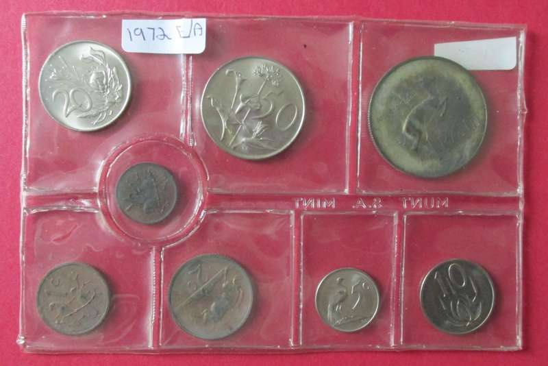 1972 UNCIRCULATED MINT PACK SEALED BY S.A. MINT - WITH SILVER RAND