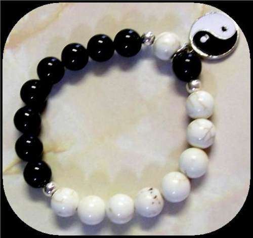 Yin Yang Onyx and Howlite semi precious gemstone stretch bracelet
