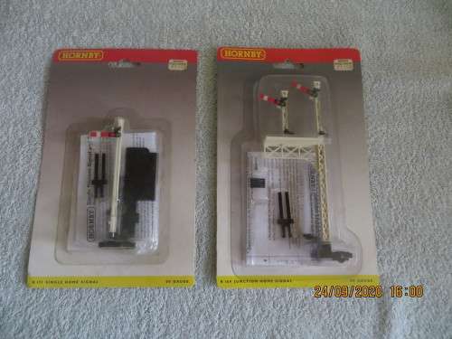 Hornby Signals - Manual, unused x 2