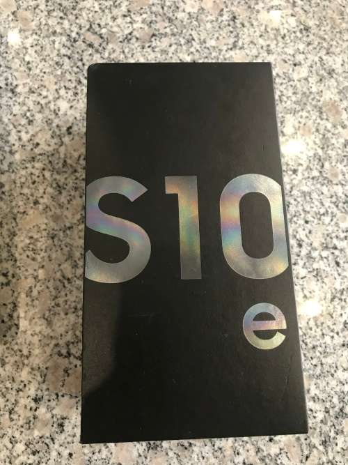 Samsung s10e
