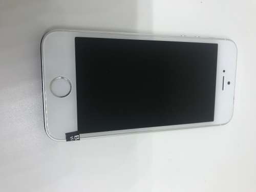 Apple iPhone 5s Silver and Gold Units Available 16 GB