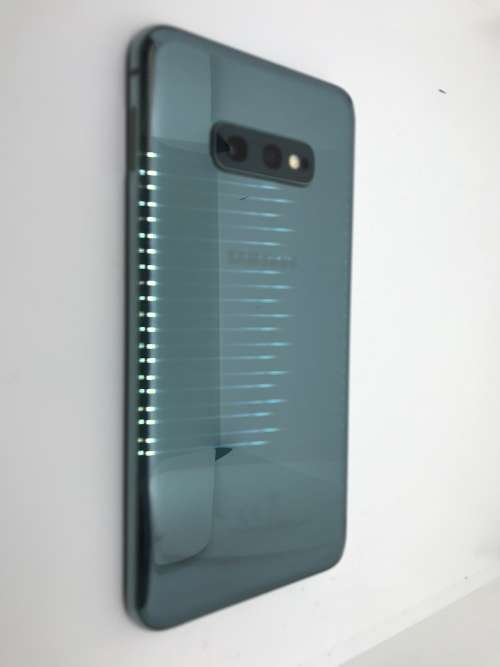 Samsung s10e