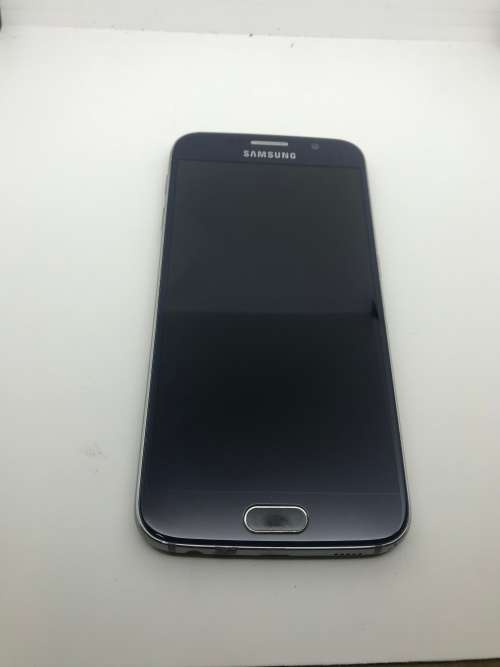 Samsung S6 32 GB + Free genuine Samsung cover - Please read description