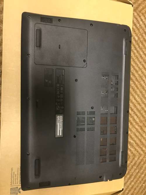 Acer Aspire 3 - 15.6 " , Intel Celeron , 15.6 '', 4 GB DDR 3 , 500 GB HDD