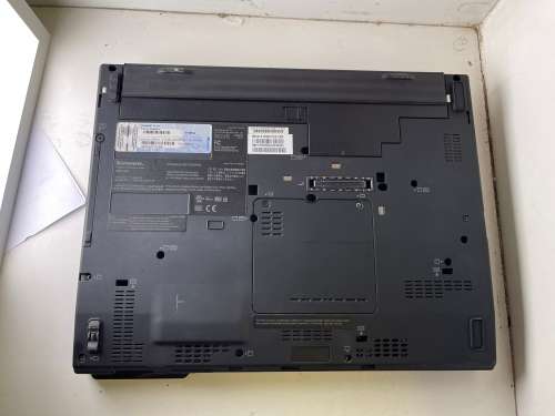 Lenovo  X201 Foldable Tablet PC / Laptop - Core i7 , 4 GB RAM