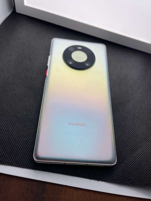 Huawei Mate 40 Pro 5G  8GB Ram 256 GB Memory Dual Sim