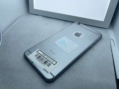 Warehouse Clearance : IPhone 6 Plus 64 GB - Spares / Repairs