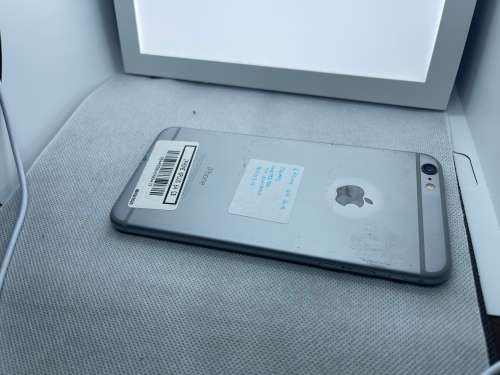 Warehouse Clearance : IPhone 6 Plus 64 GB - Spares / Repairs