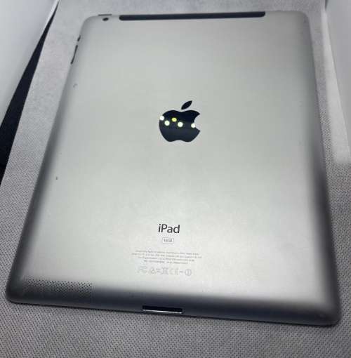 IPAD 2- A1396 - 16 GB CELLUAR AND WIFI