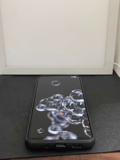 Samsung S20 Ultra 128 GB Dual Sim - Excellent Condition