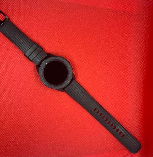 Samsung Galaxy Watch 42mm -  Black