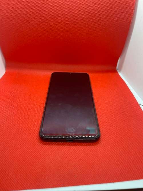 TRADE IN CLEARANCE : SAMSUNG A20 32 GB