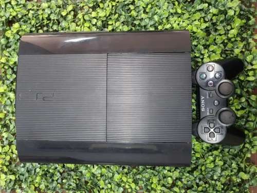 Sony PlayStation 3 Gaming Bundle 500 GB with 12 Games !!!