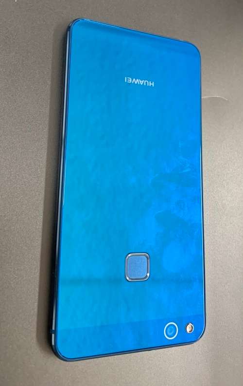 TRADE IN CLEARANCE : HUAWEI P10 LITE 3GB  RAM 32 GB STORAGE