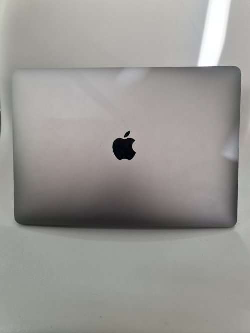 Apple MacBook Air 2020 preowned